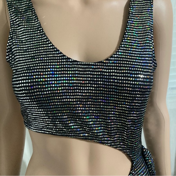 Holographic Cut-Out Maxi Dress - Picture 3 of 16